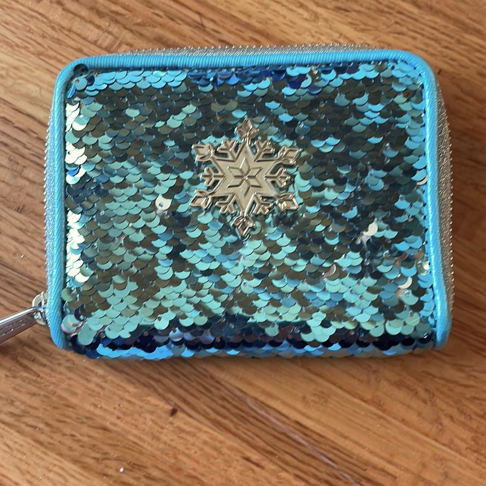 NWOT Disney Loungefly Frozen Flip Sequin Wallet